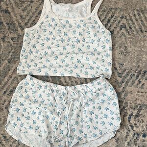 Colsie Blue Floral Pajama Set